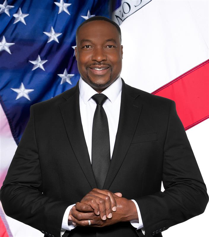 Director of communications, Thomas Johnson