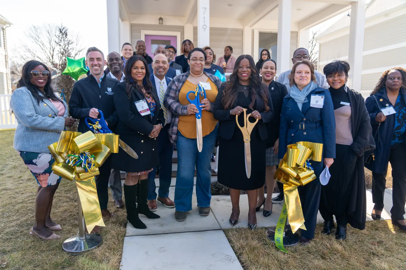 Net-Zero County Executive & County Elected Official Ribbon Cutting.jpg