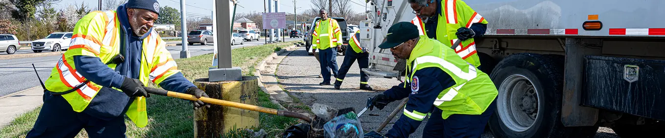 DPW&T removing litter on the road